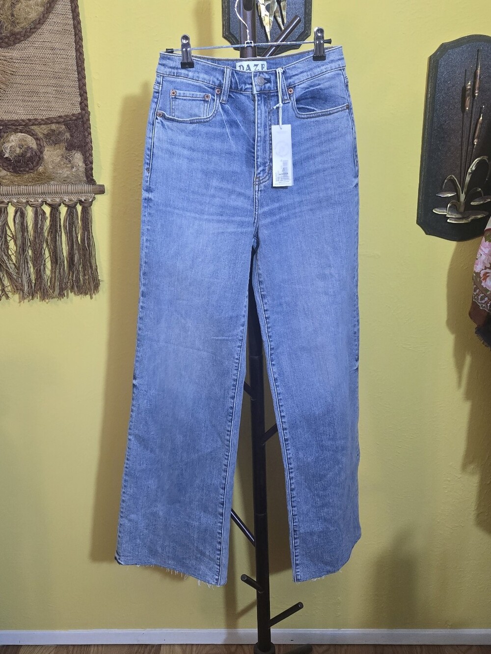 DAZE Blue High-Rise Wide Leg Jeans W27